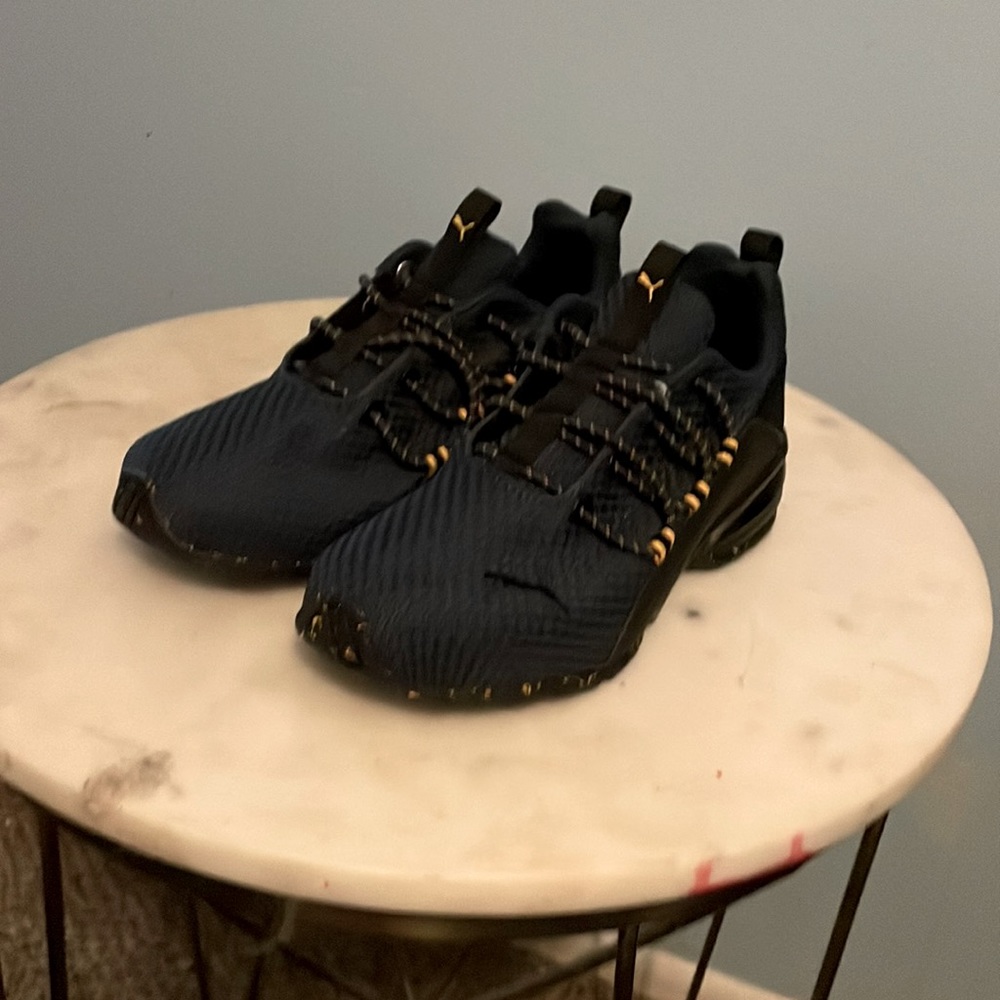 Puma boys sneakers size 3.5 navy blue with yellow trimming